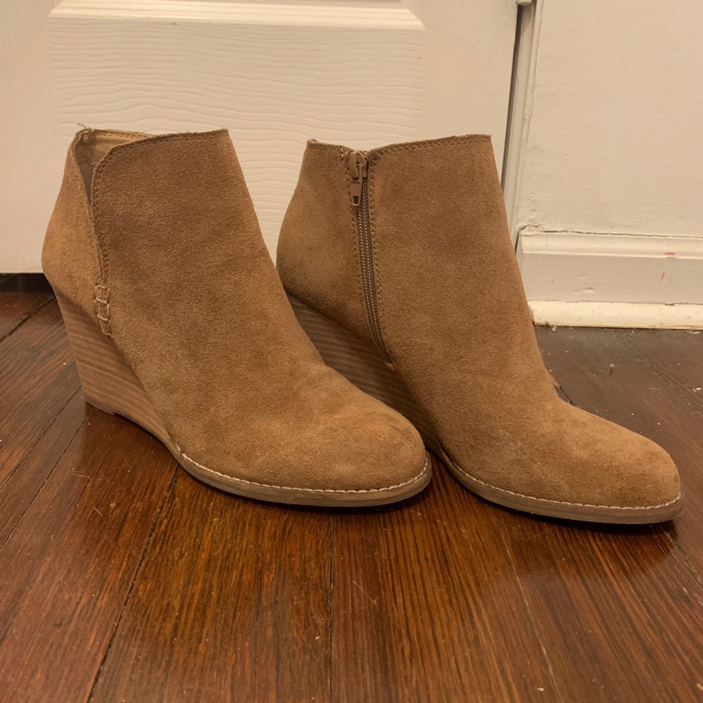 Lucky Brand Wedge Bootie!